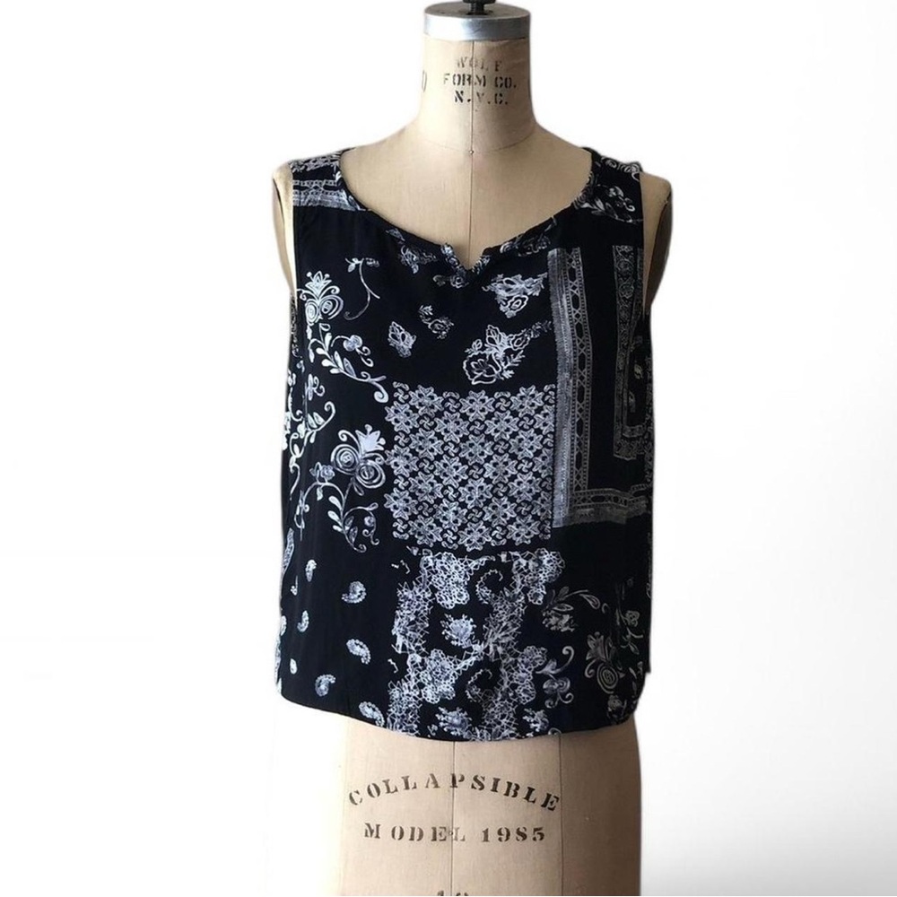 Vintage 80’s/90’s Western Wear Inspired Black and White Paisley Sleeveless Top